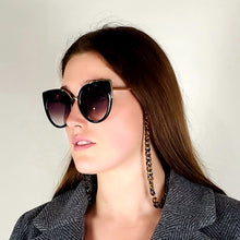 Load image into Gallery viewer, Acrylic Glasses Chain- Tortoise
