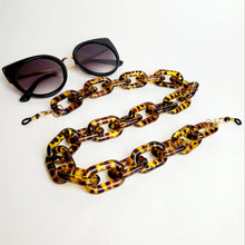 Load image into Gallery viewer, 3-in-1 Chunky Acrylic Chain- Tortoise Shell
