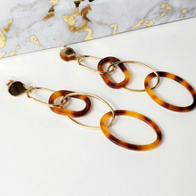 Load image into Gallery viewer, Tortoise Earring