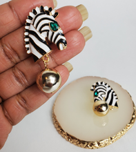 Load image into Gallery viewer, Zebra Earrings