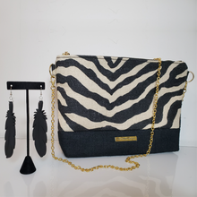 Load image into Gallery viewer, Black Zebra Crossbody