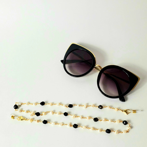 Pearl & Black Glasses Chain
